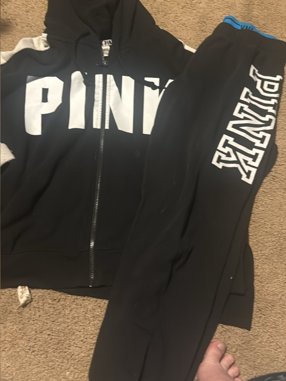 PINK Victoria's Secret Black & White Logo Leggings/Joggers Set